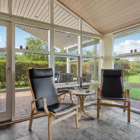 3 Bedroom Beautiful In Skjern